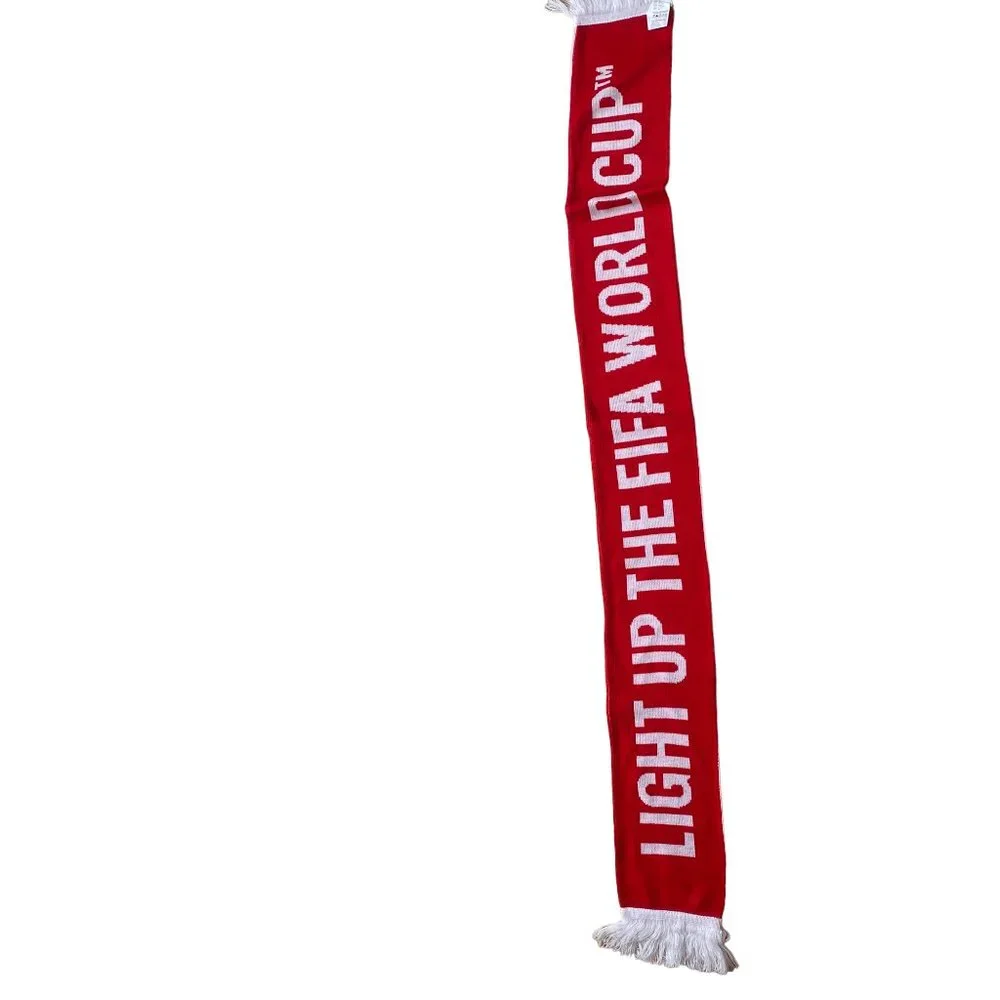 NWOT Budweister King of Beers FIFA 2018 Soccer World Cup Russia Unisex Scarf